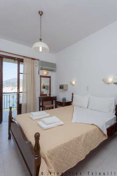 Aegeon Hotel 2*