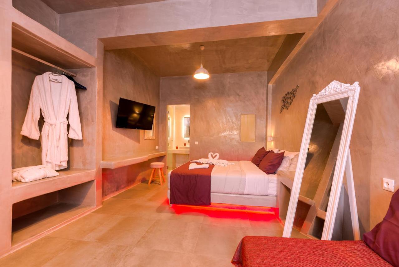 Apartment The Muses Of Santorini Private Jacuzzi *