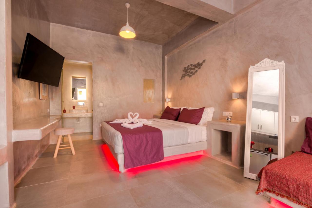 Apartment The Muses Of Santorini Private Jacuzzi *