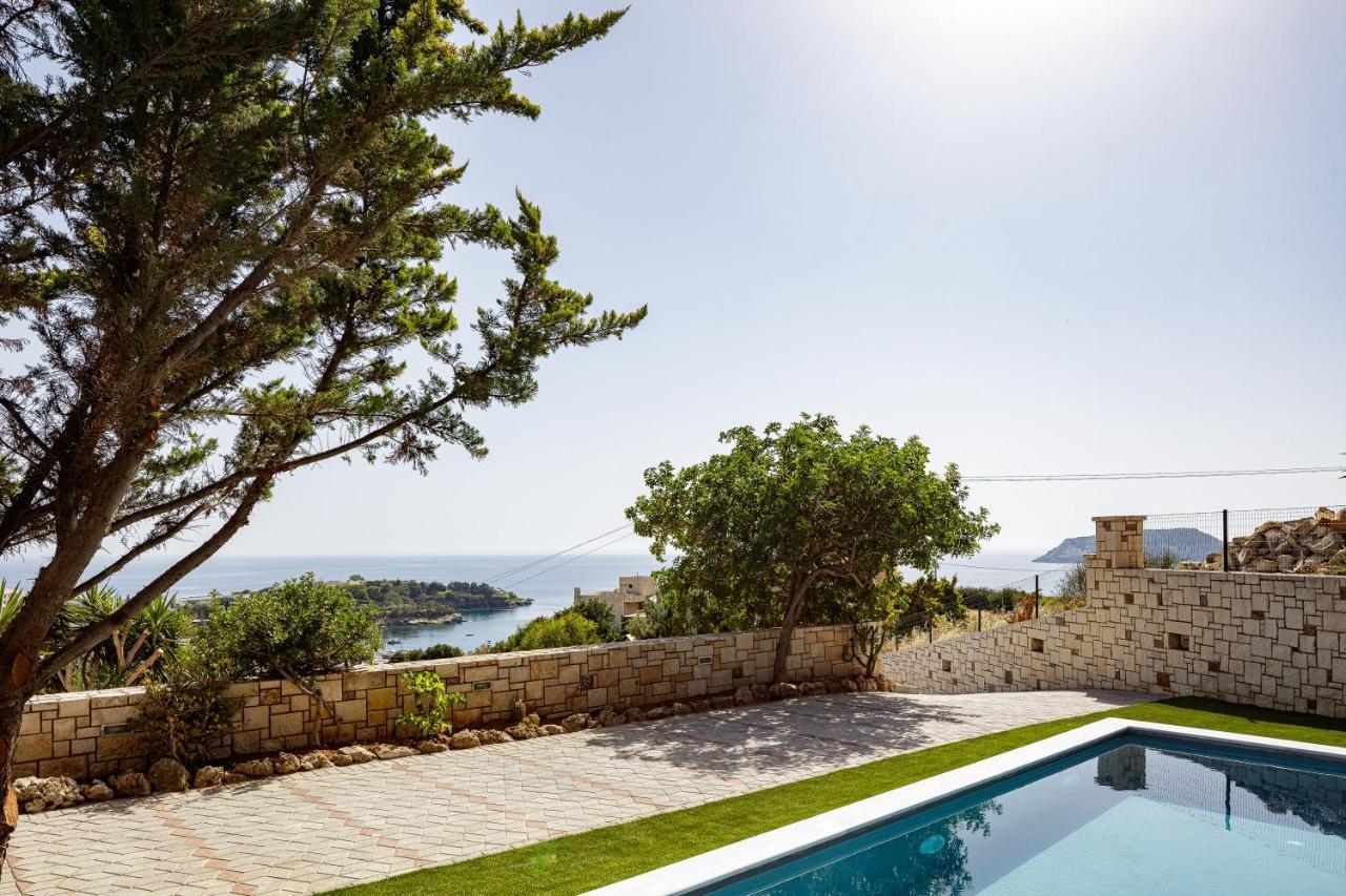 Villa Veranda Sea View Villa, Walking Distance To Beach, By Thinkvilla Agia Pelagia (Crete)