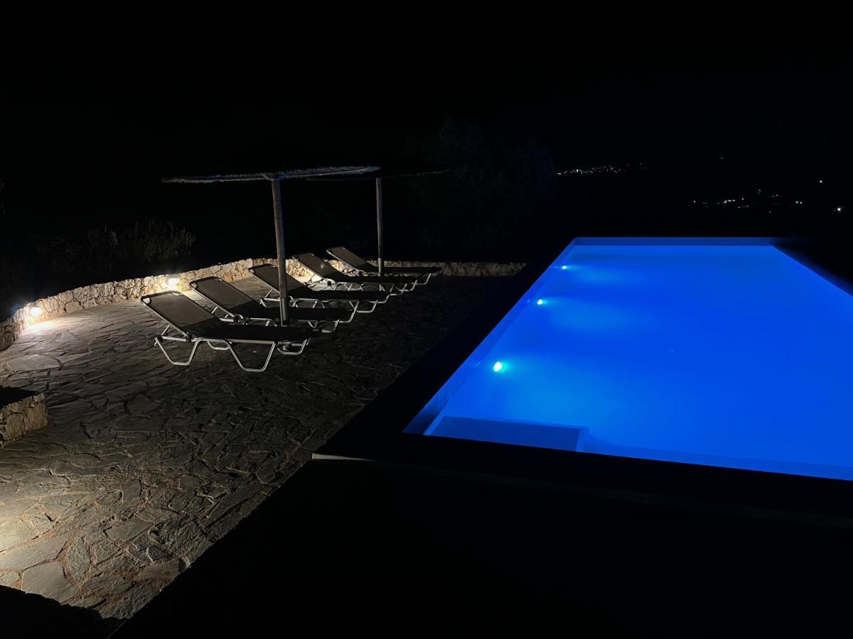 Luxurious At A Unique Spot Villa Agios Nikolaos (Zakynthos)