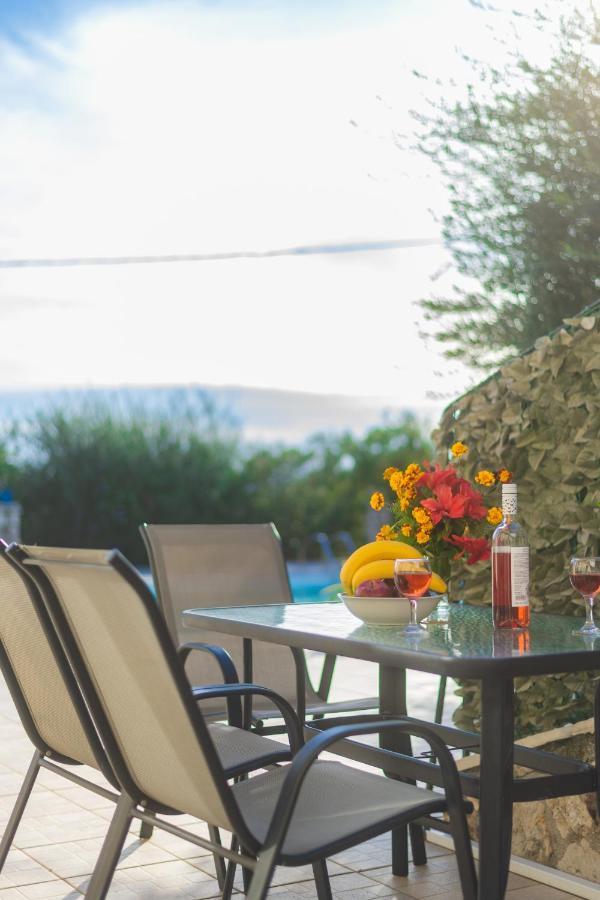 Crystal Blue Hotel, Aparthotel 3*
