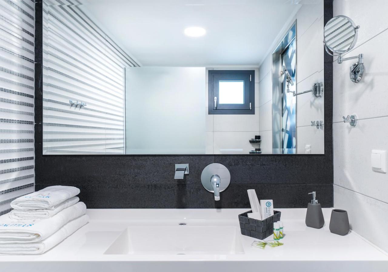 Nautilus Iii Aparthotel