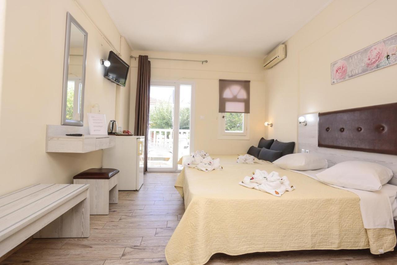Summer Hotel Polychrono