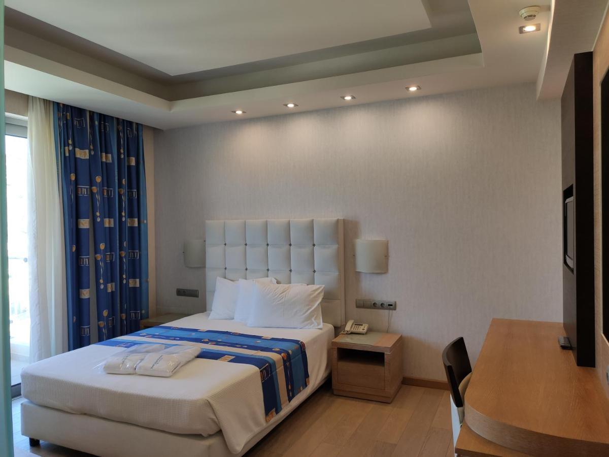 Konstantinos Palace Hotel 5*