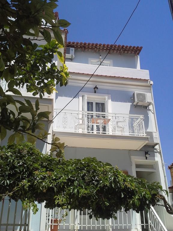 Patra *