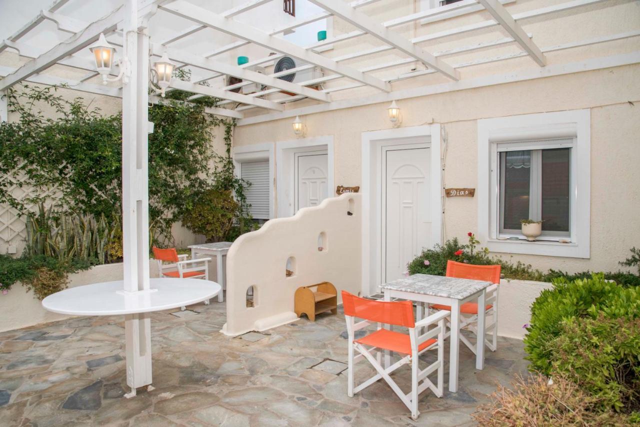 Papafragas Apartment *