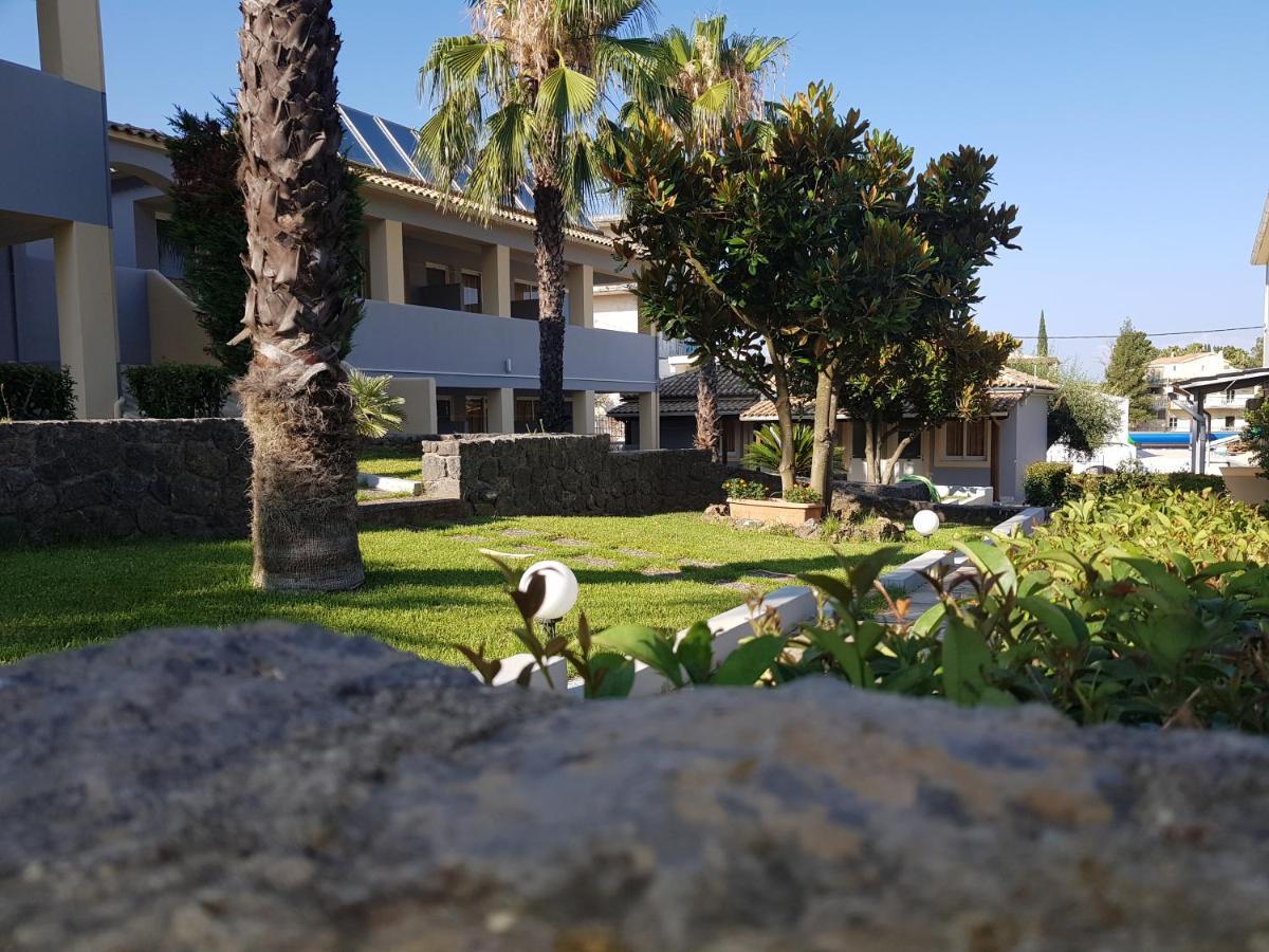 Apartment Asteraki Aparthotel