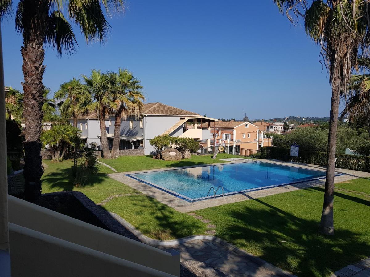 Apartment Asteraki Aparthotel 3*