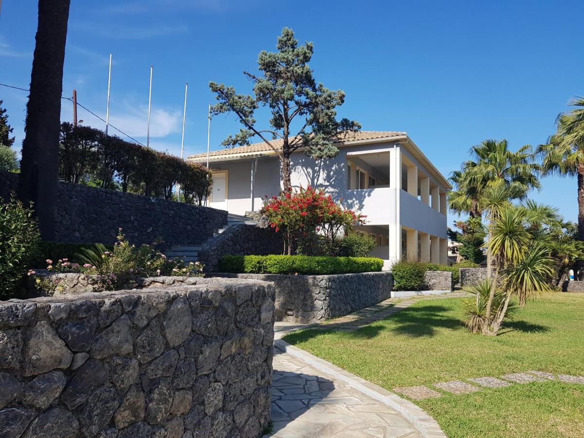 Asteraki Aparthotel Gouvia