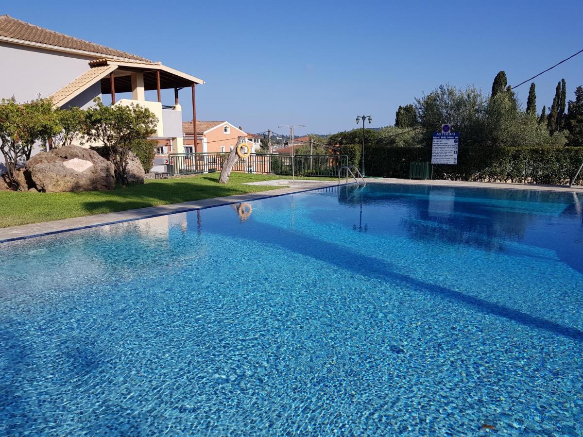 Asteraki Aparthotel 3*