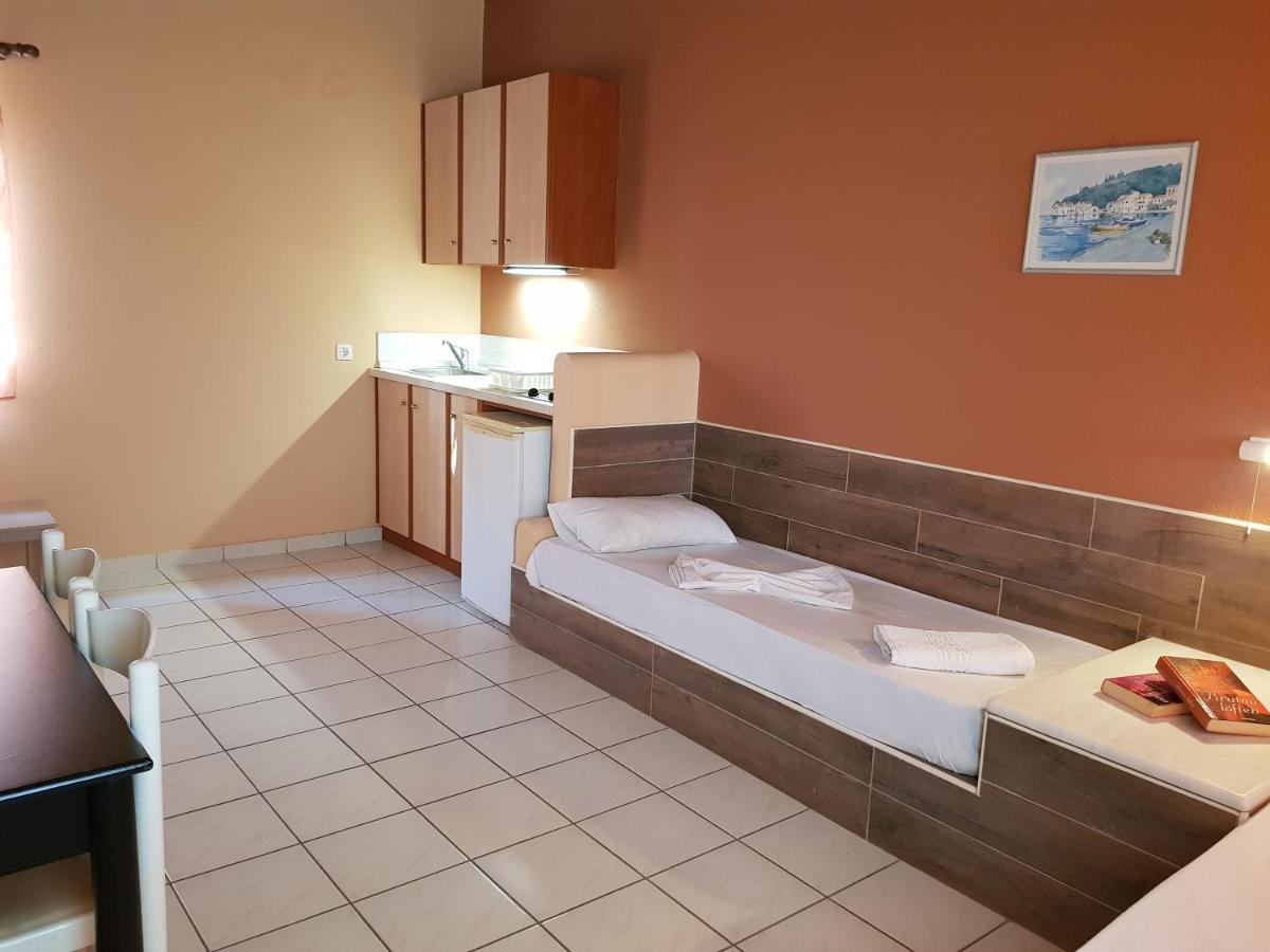 Asteraki Aparthotel Apartment