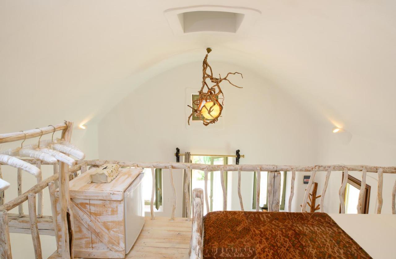 Guest house Aliori Art Caves Aegiali