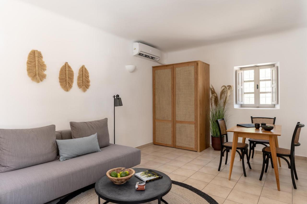 Aparthotel Marillia Village Agios Georgios (Santorini)