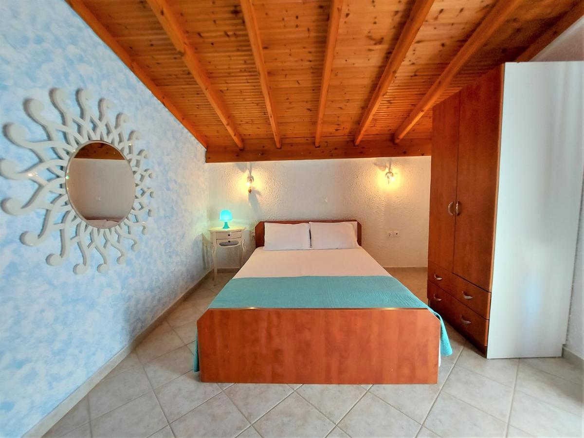 Elani Private Retreat - Villa Maria Garden Escape Villa Siviri