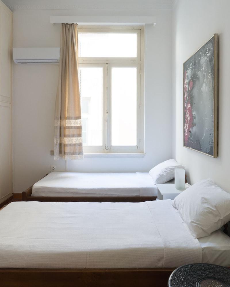 Plaka Vintage Apartment *