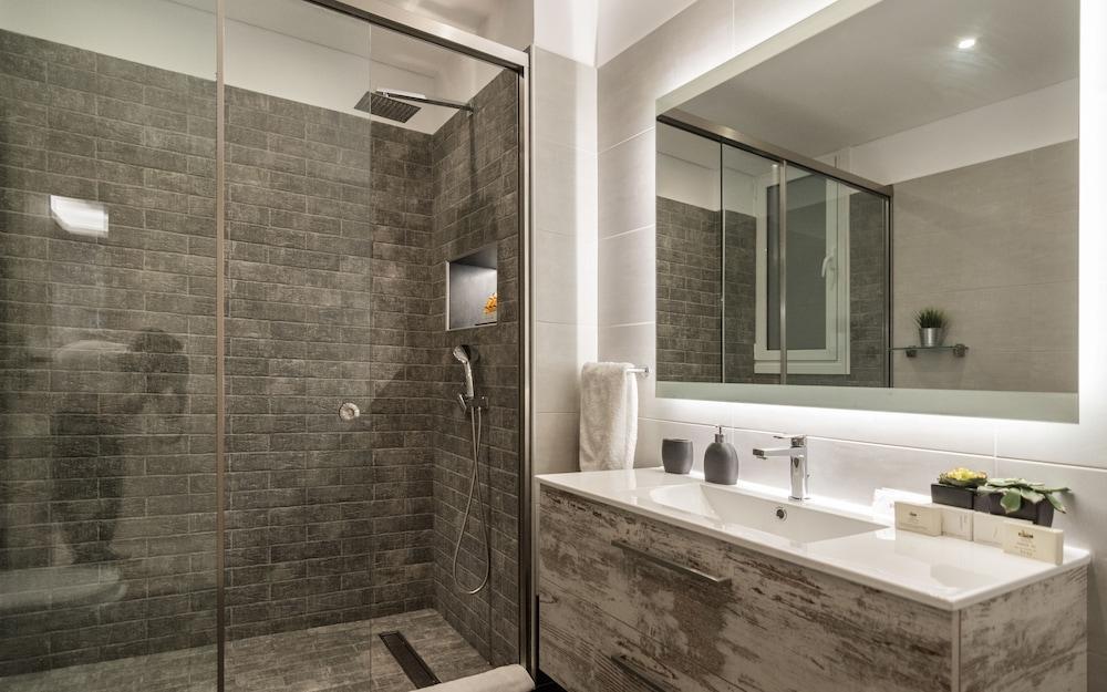 Acropolis Elegant Apartment