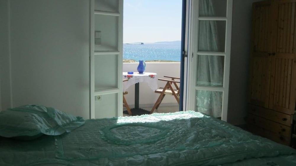 Aronis Naxos Apartment *