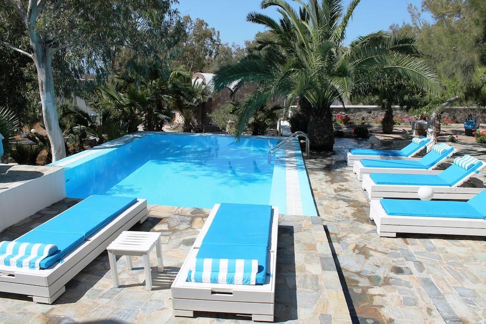 Evizorzia Perissa (Santorini)