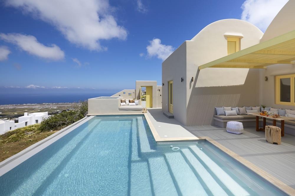 North Santorini - A Luxury Hotel