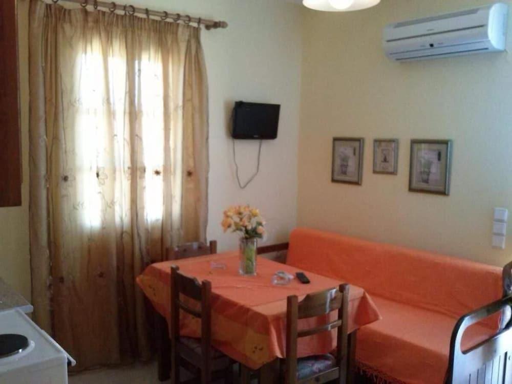 Maistrali Studios & Guest house Plaka (Naxos)