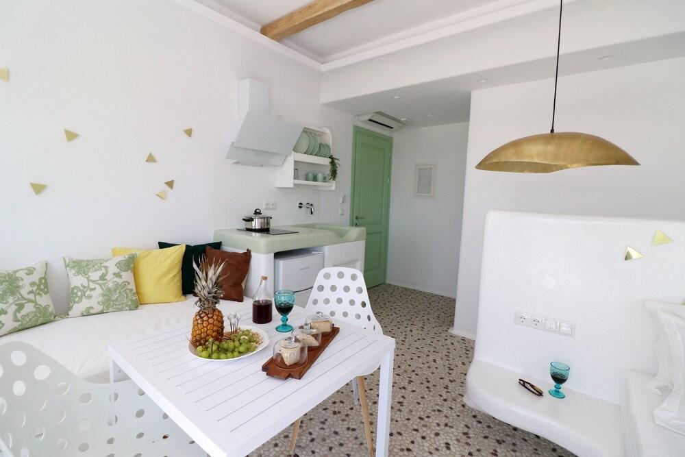 Depis Luxury Apartment