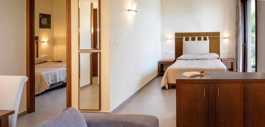 Palace 4*