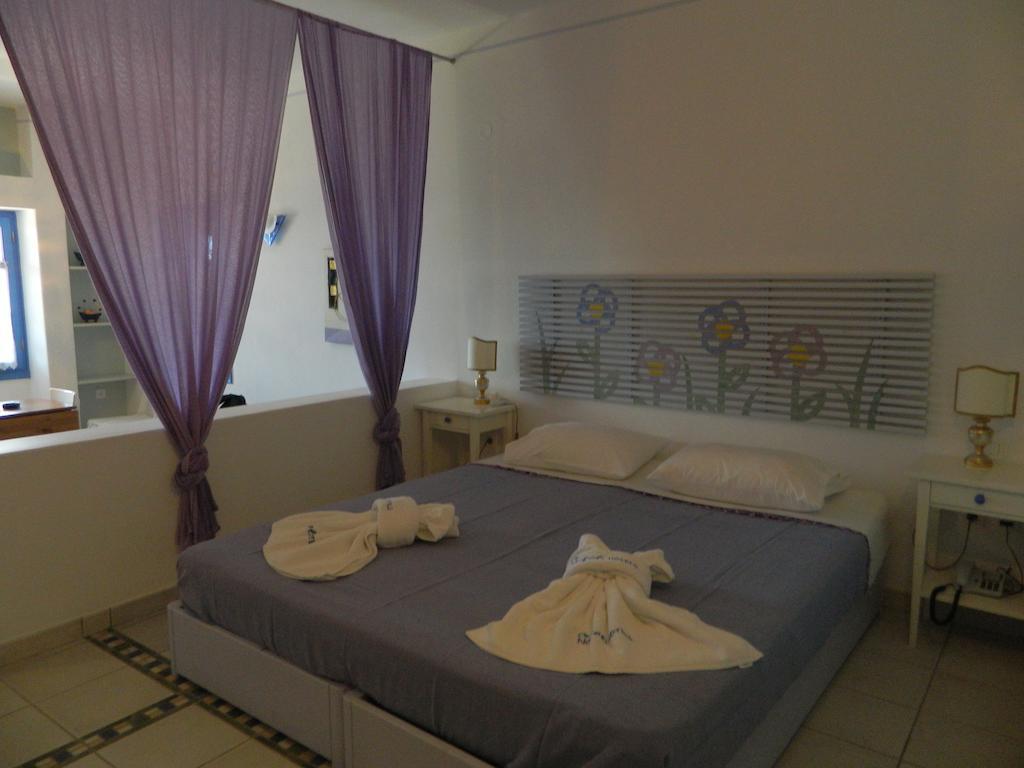 Nefeli Aparthotel 3*