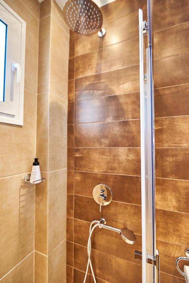The El Greco Spirit Meets The Athenian Luxury Apt1 Apartment