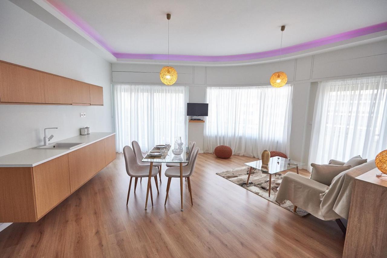 The El Greco Spirit Meets The Athenian Luxury Apt1 *