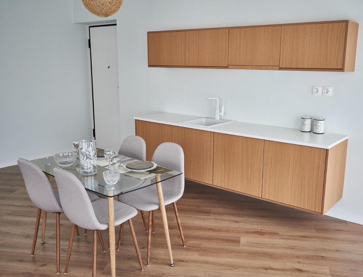 The El Greco Spirit Meets The Athenian Luxury Apt1 *
