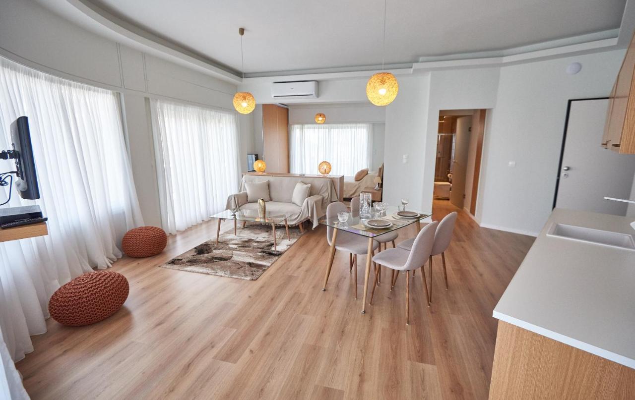 Apartment The El Greco Spirit Meets The Athenian Luxury Apt1