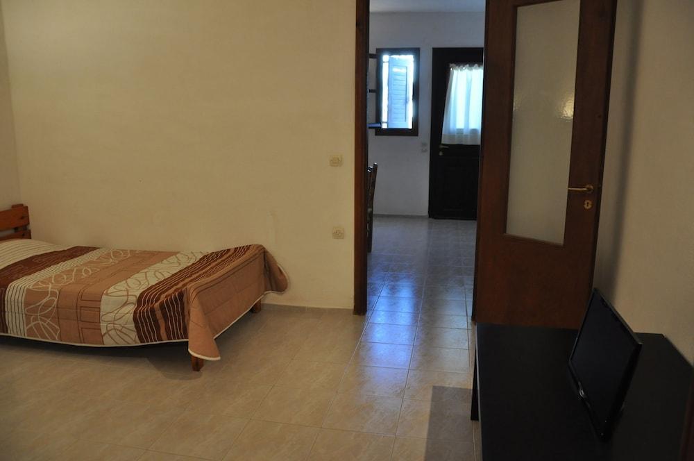 Hotel Michalis 3*