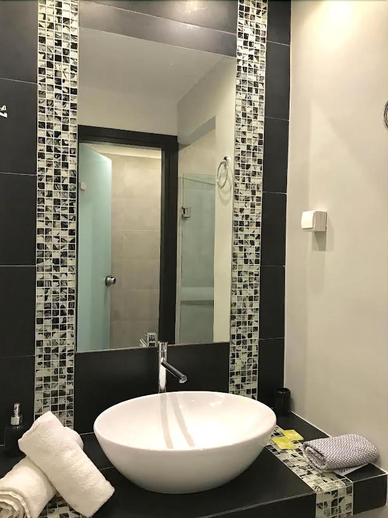 Queen Boutique Guest house