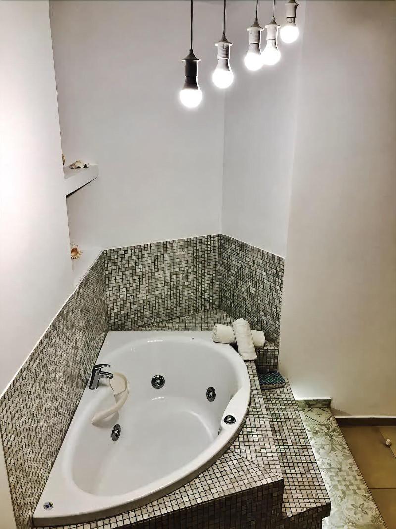 Queen Boutique 3* Mykonos Town