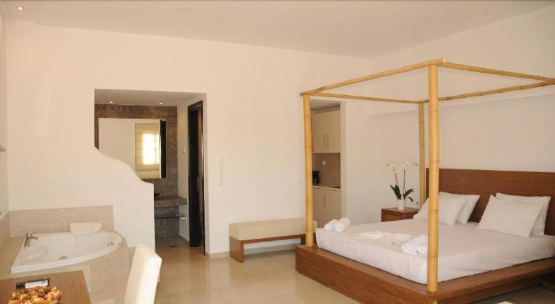 Queen Boutique Mykonos Town