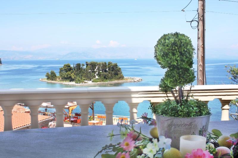 Pontikonisi & 3* Perama (Corfu)