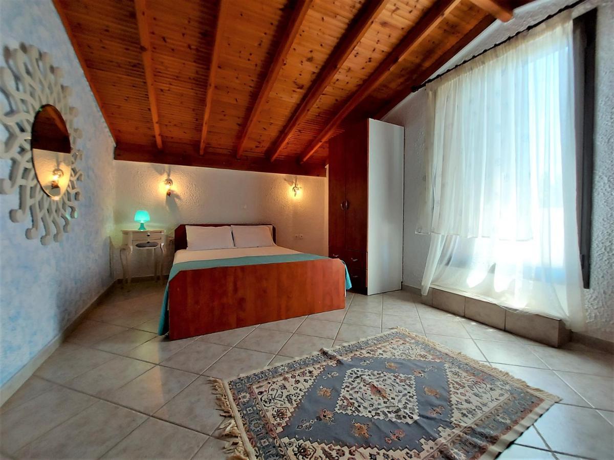 Elani Private Retreat - Villa Maria Garden Escape *