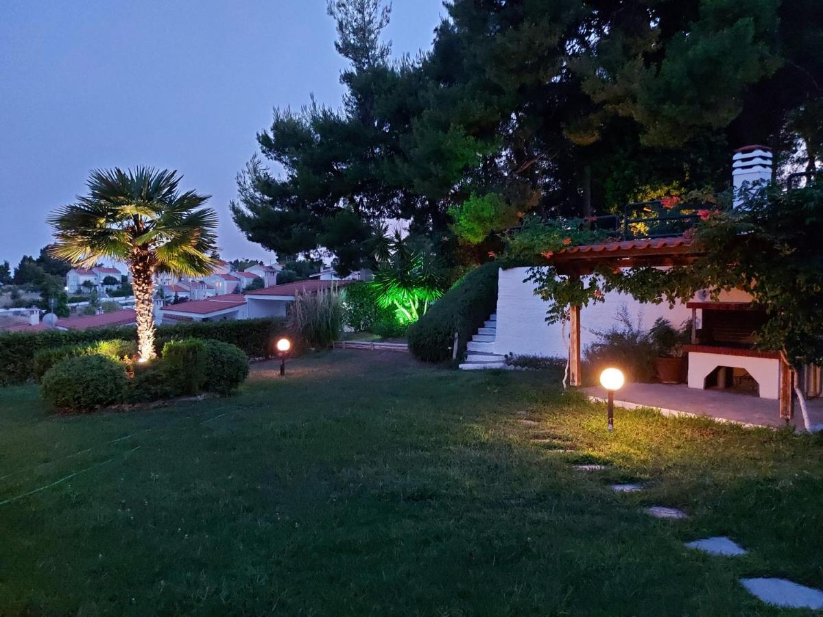 Elani Private Retreat - Villa Maria Garden Escape *