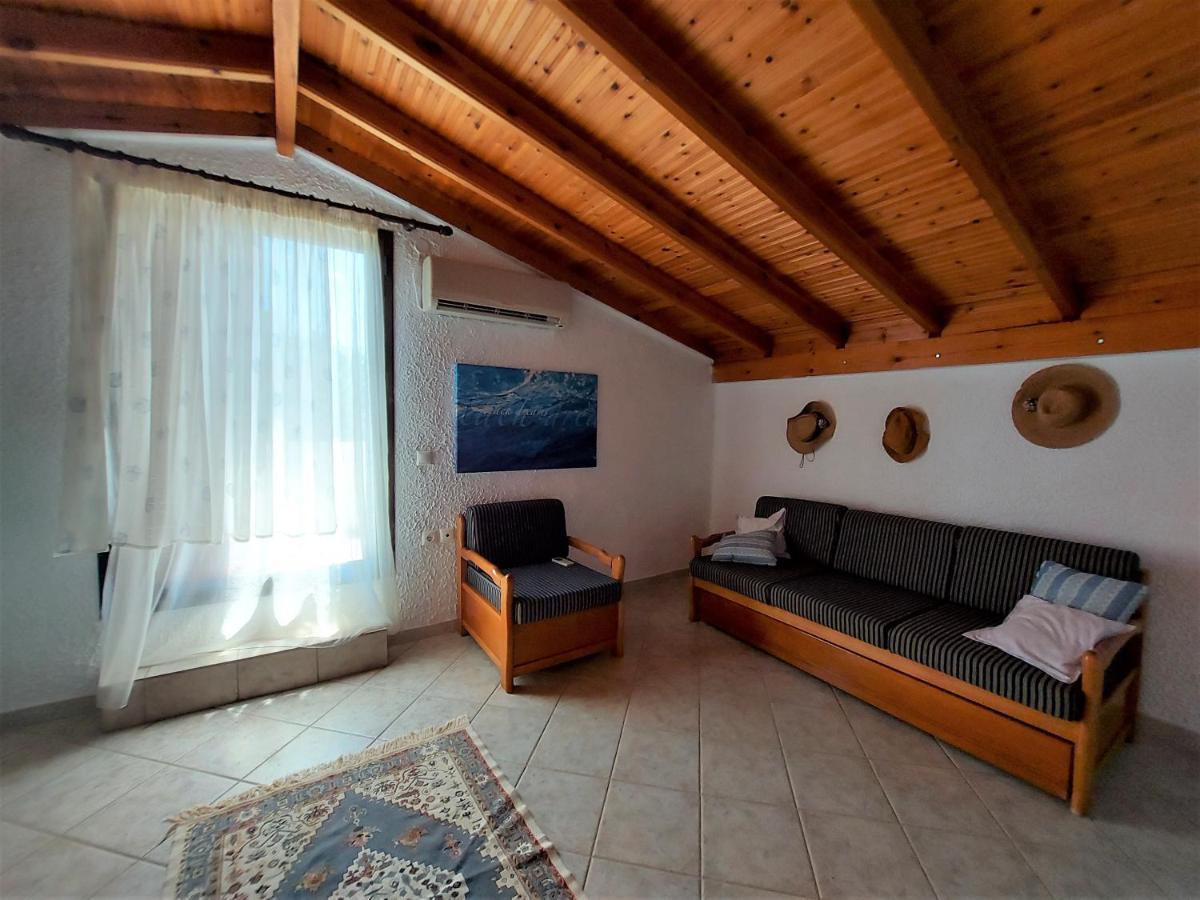Villa Elani Private Retreat - Villa Maria Garden Escape Siviri
