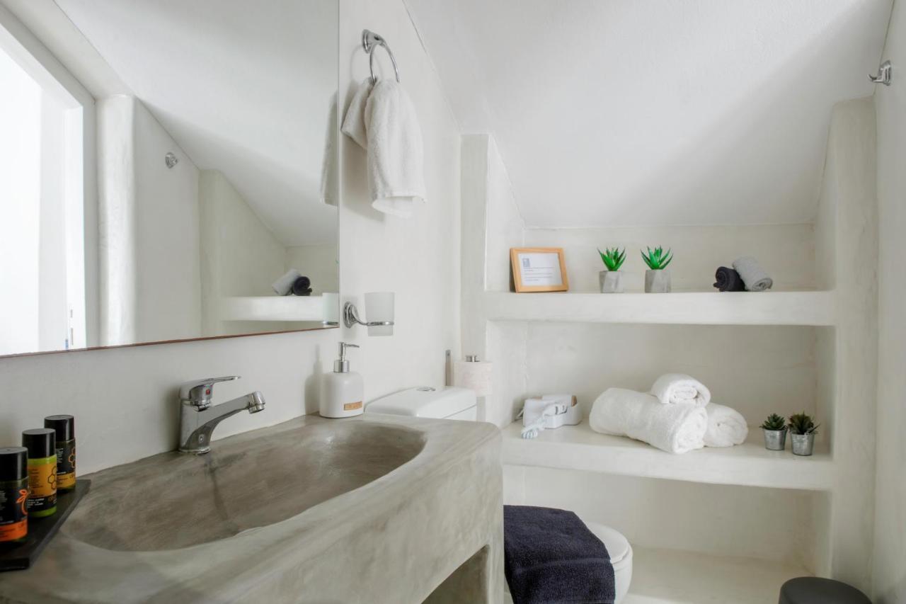 8 Keys Aparthotel Naousa (Paros)