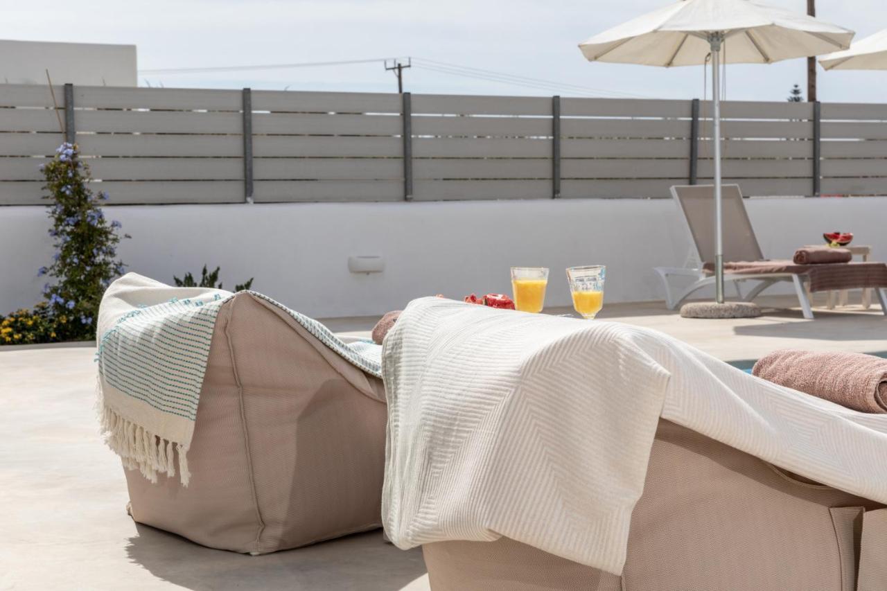 Naxian Lounge Villa