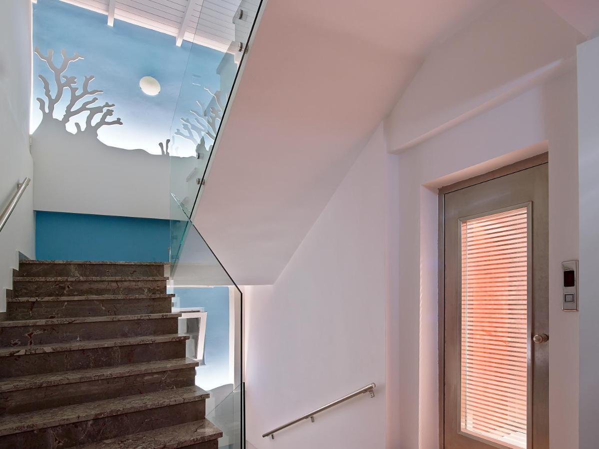 Coral Apartment *