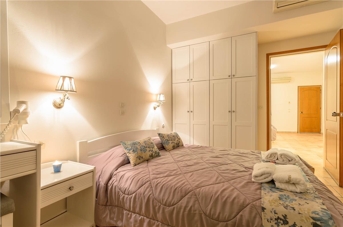 Nemesis Aparthotel 3*