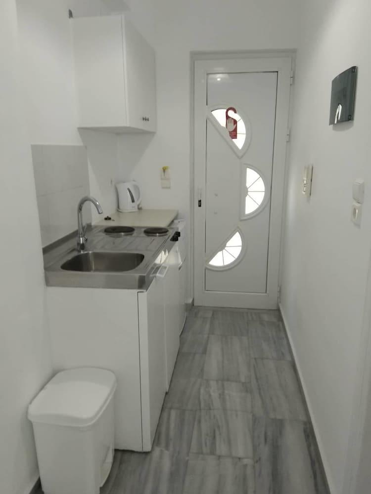 Apartment Doris Laganas