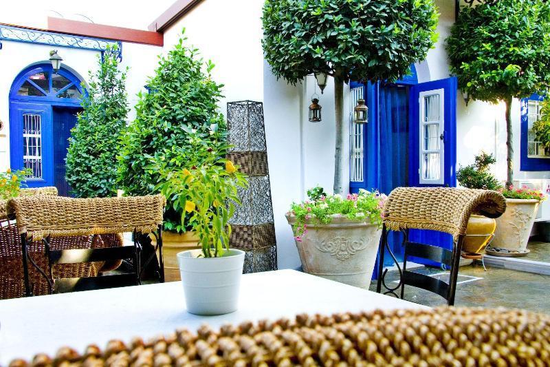 Armata Boutique 3*