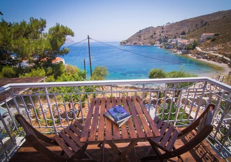 Niriides Hotel Apartments 3* Symi