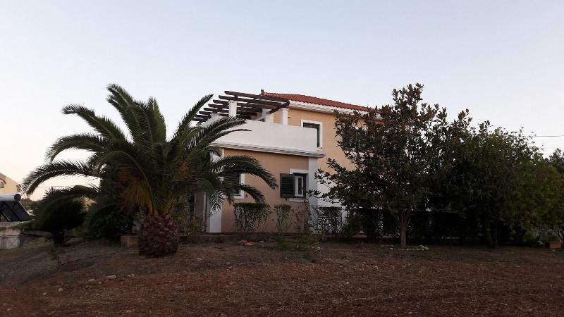 Apartment Moschona