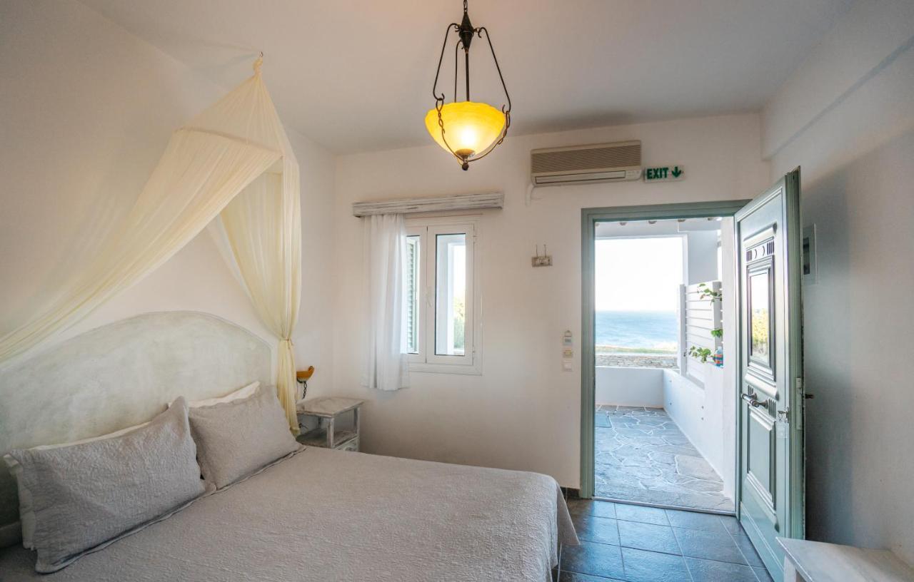 Cape Napos Aparthotel 3*