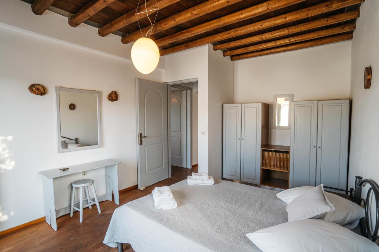 Cape Napos Aparthotel 3*